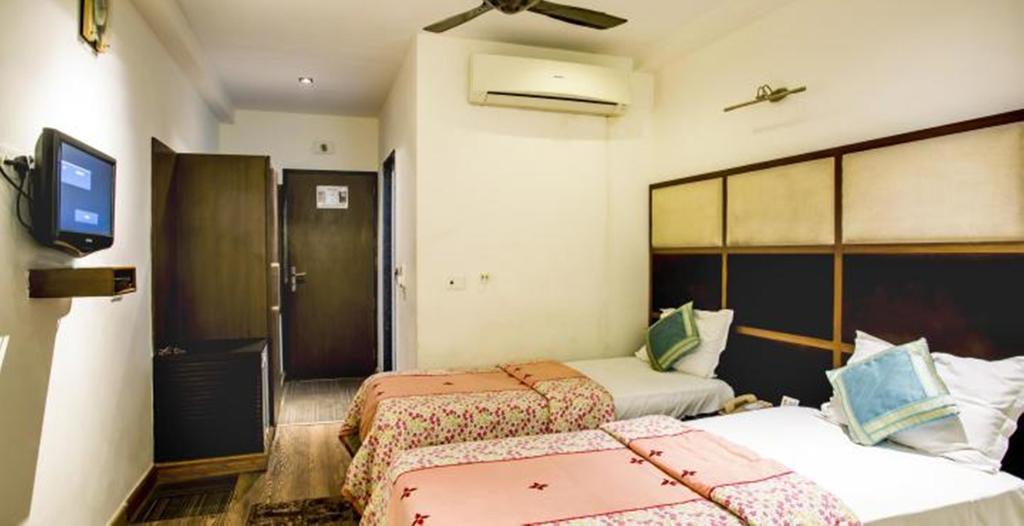Hotel Arpit Palace دلهي المظهر الخارجي الصورة