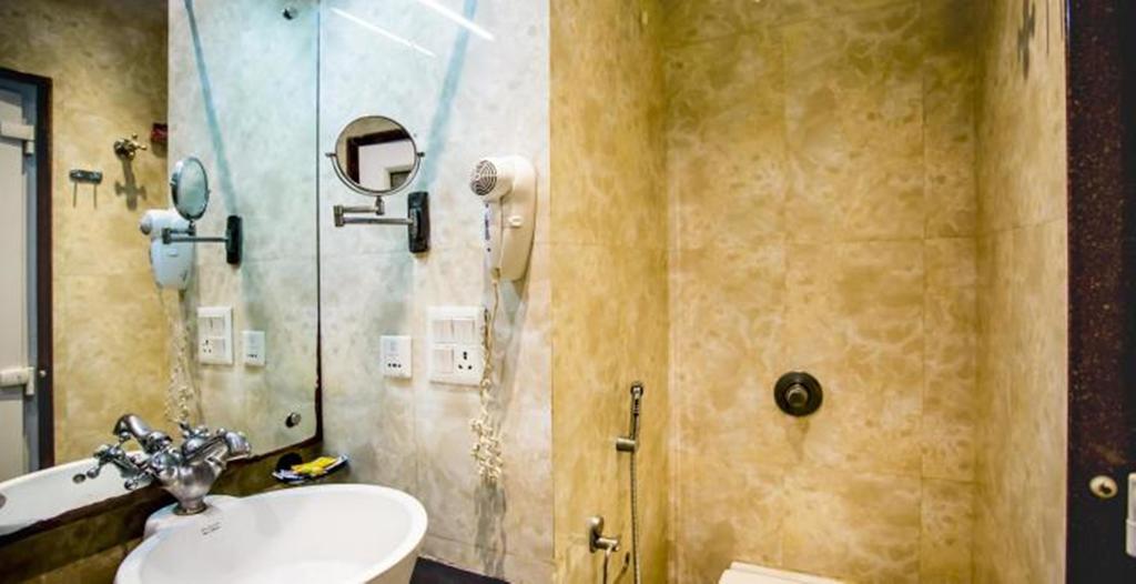 Hotel Arpit Palace دلهي المظهر الخارجي الصورة